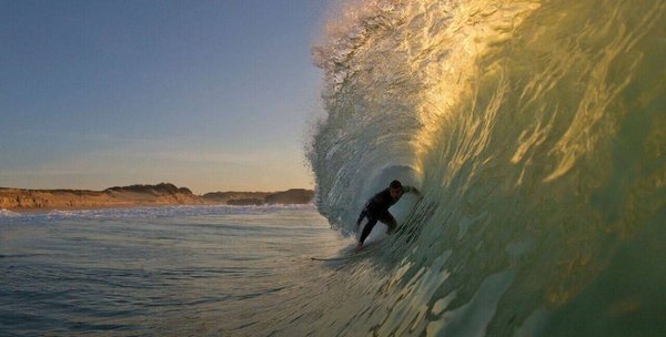 Les activités nautiques à ne pas manquer lors d'un séjour de camping à Biscarrosse