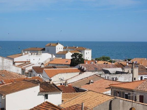 Votre guide ultime pour choisir le meilleur camping à Saintes-Maries-de-la-Mer en bord de mer