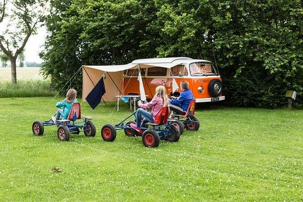Camping dans le Var en bord de mer avec des enfants : comment choisir un camping avec des activités adaptées aux enfants ?