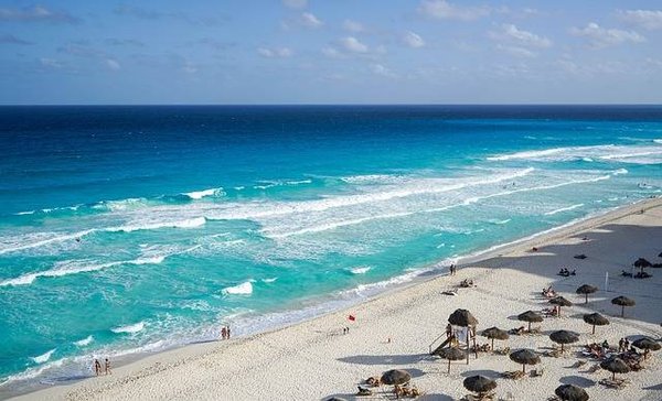 Les meilleures destinations de camping pour profiter de la mer sur la côte normande